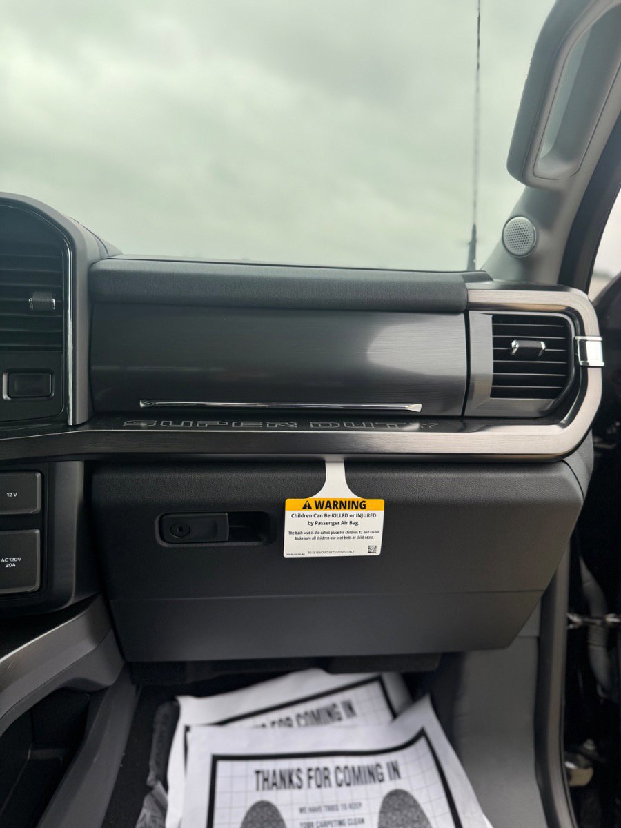 Used 2023 Ford F250 Lariat w/ Lariat Ultimate Package image 26