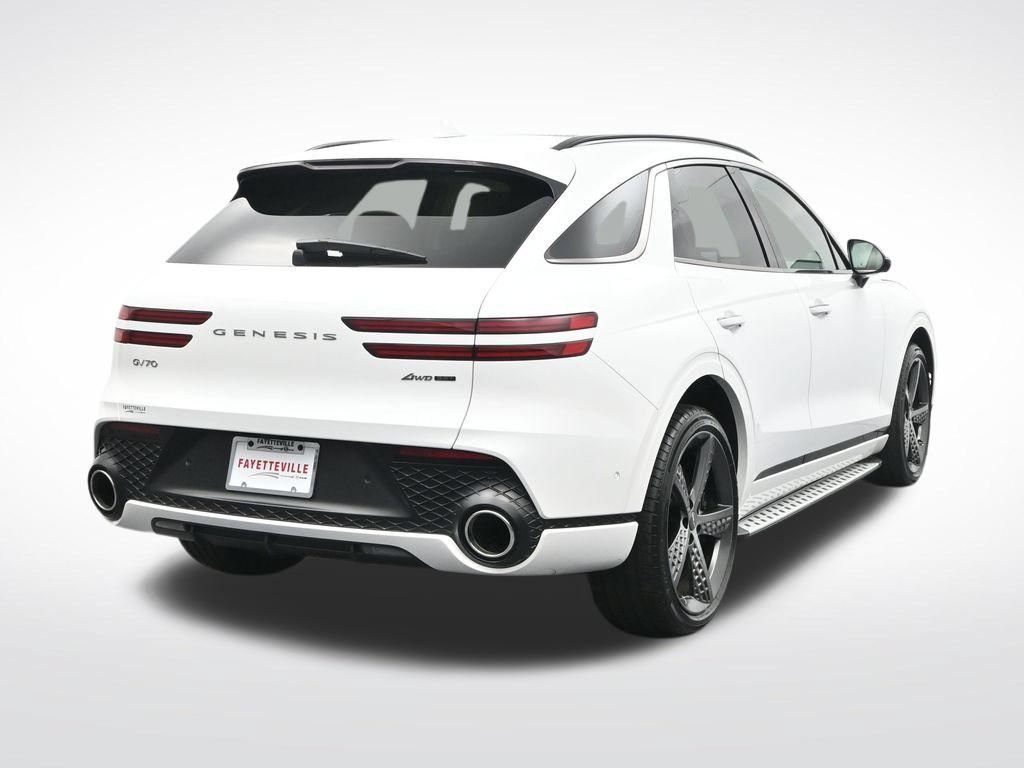 Used 2025 Genesis GV70 3.5T Sport w/ Sport Prestige Package AWD/4WD image 5