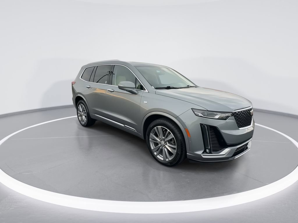 Used 2024 Cadillac XT6 Premium Luxury w/ Technology Package image 2