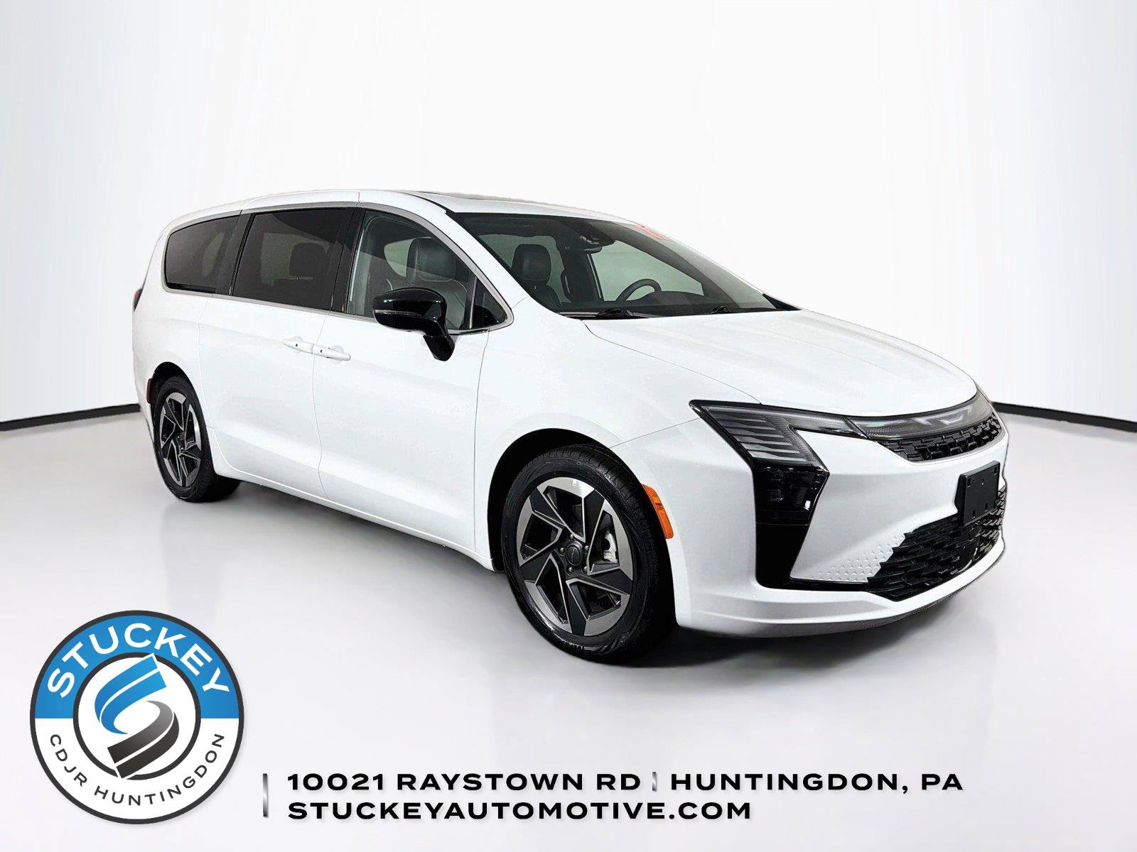 Used 2027 Chrysler Pacifica Limited