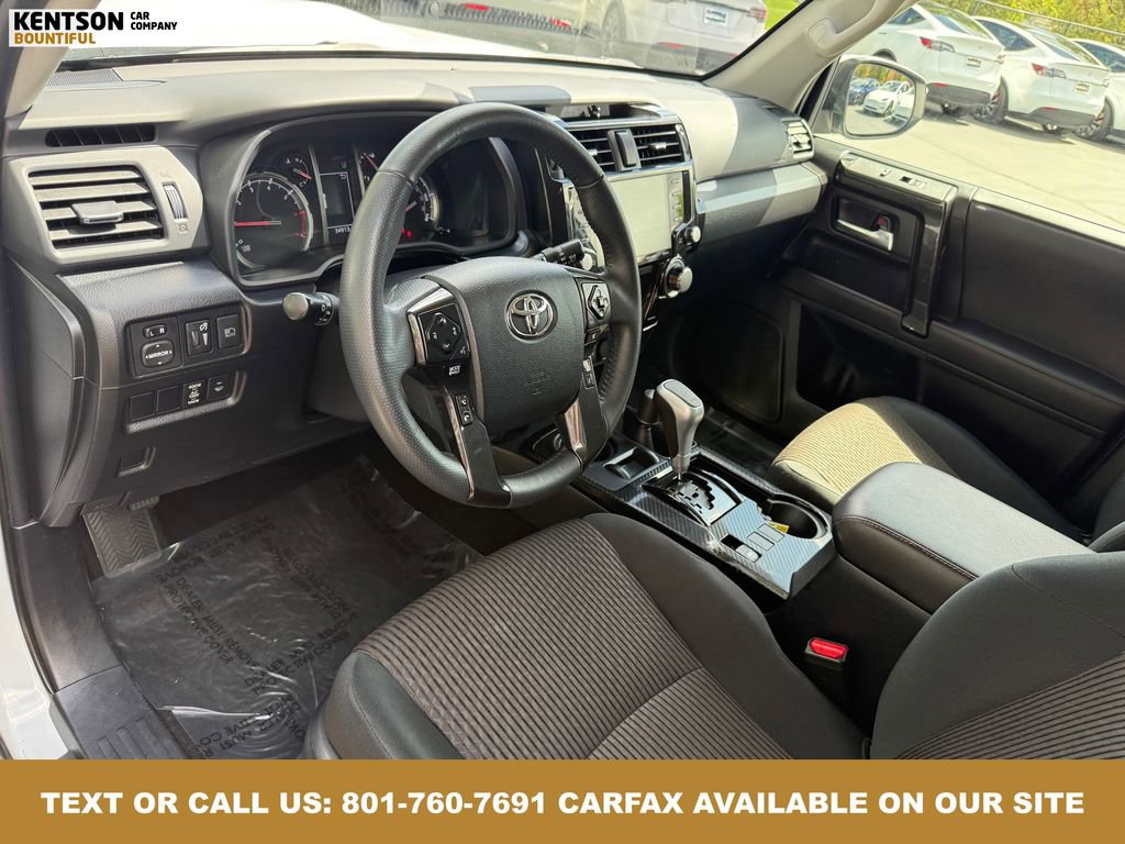 Used 2024 Toyota 4Runner TRD Off-Road image 30