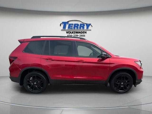Used 2025 Honda Passport Black Edition image 1