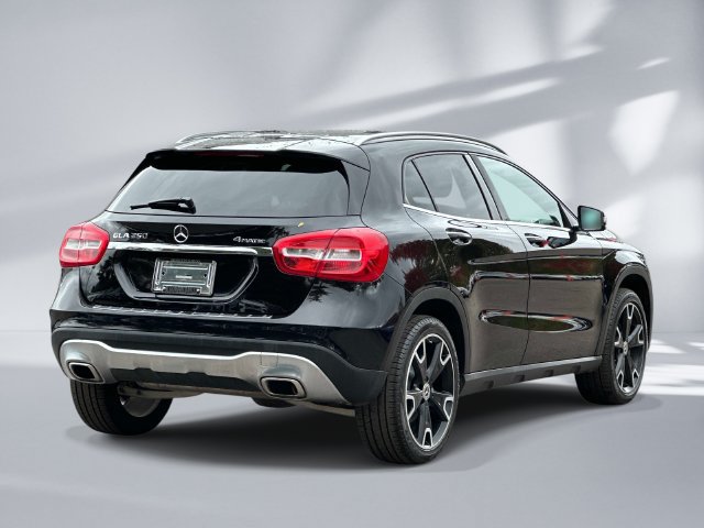 Used 2018 Mercedes-Benz GLA 250 4MATIC image 4