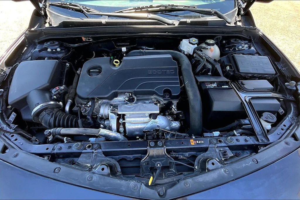 Used 2023 Chevrolet Malibu LT FWD image 29