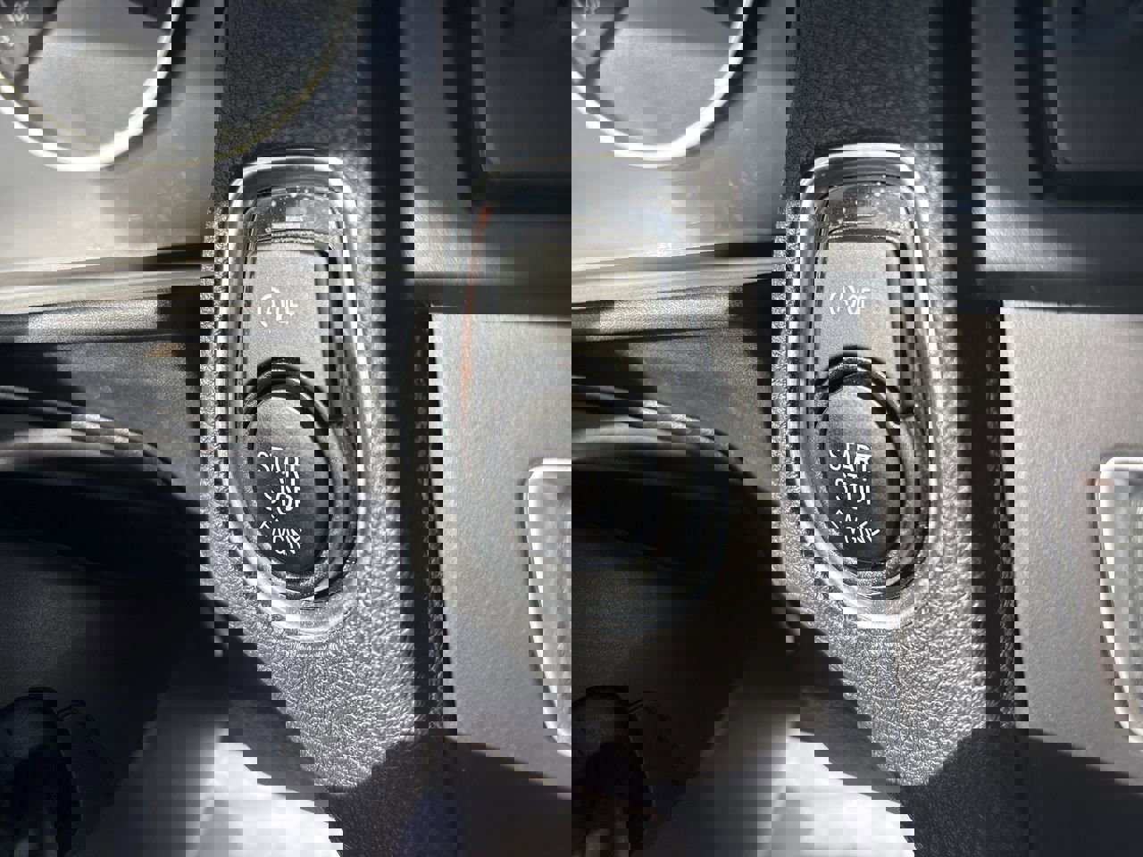 Used 2015 BMW M235i xDrive Coupe image 24