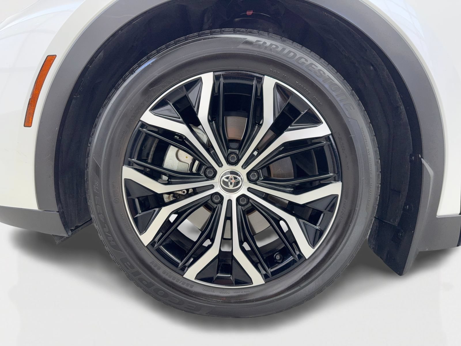 Used 2024 Toyota Crown AWD/4WD image 48