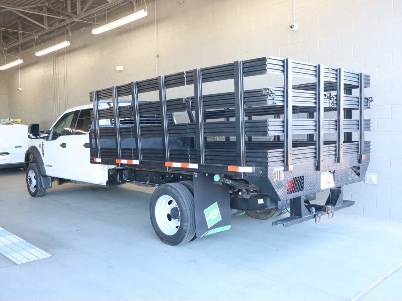 Used 2020 Ford F550 4x4 Crew Cab Super Duty image 3