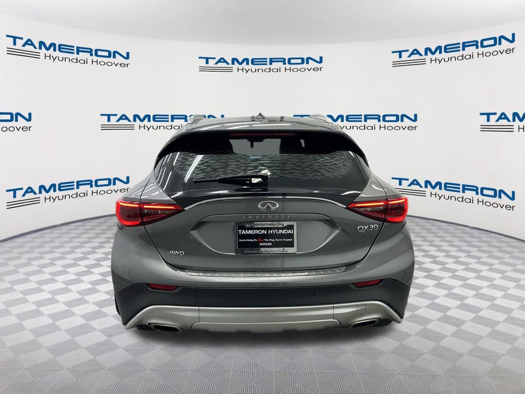 Used 2019 INFINITI QX30 AWD w/ Navigation Package image 4