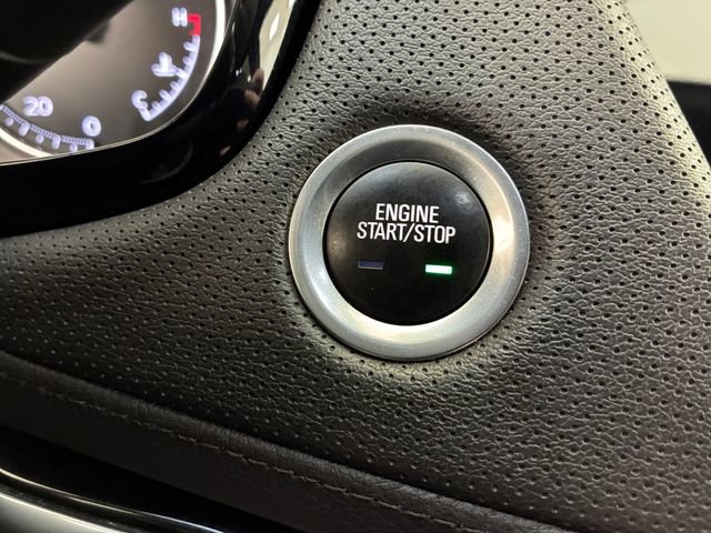 Used 2023 Cadillac XT6 Luxury image 24