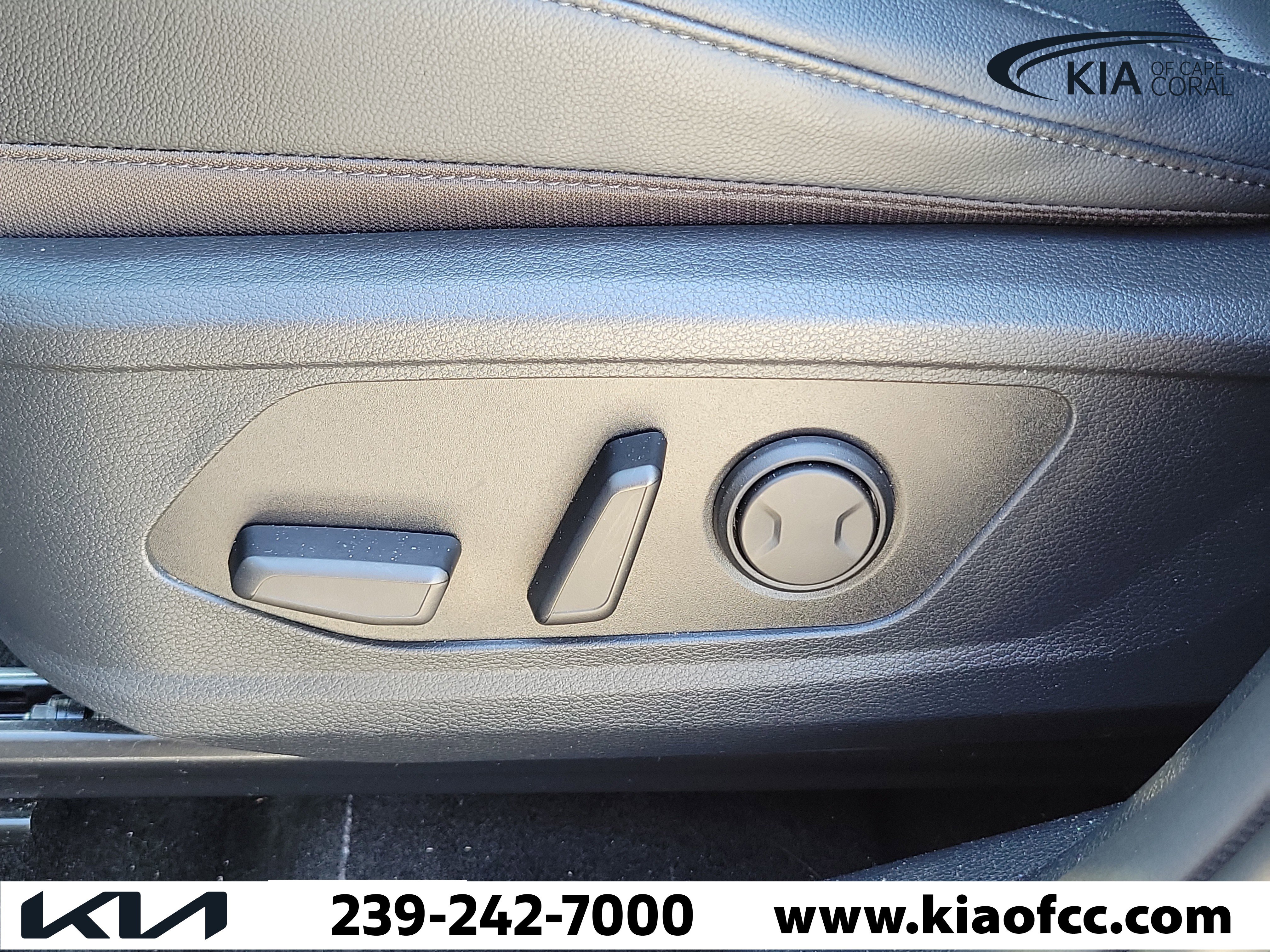 Certified 2023 Kia Sportage EX image 22