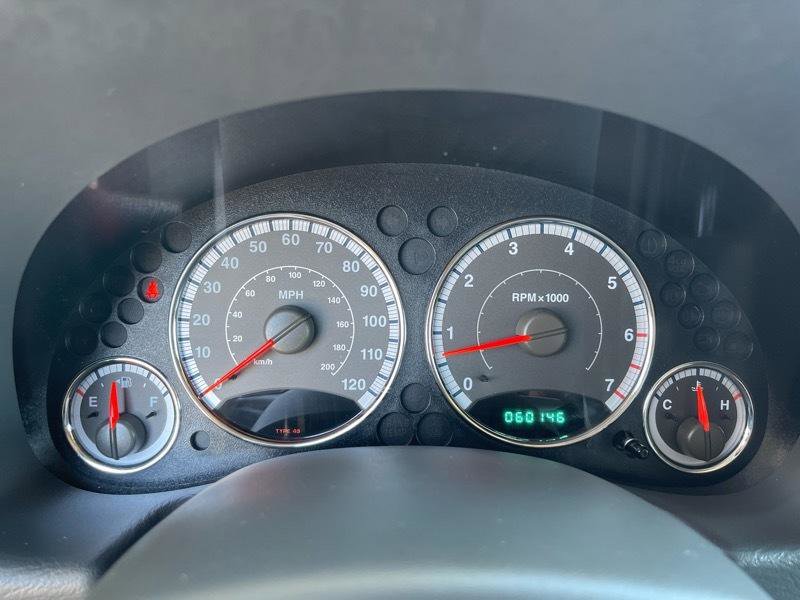Used 2005 Jeep Liberty Limited AWD/4WD image 29