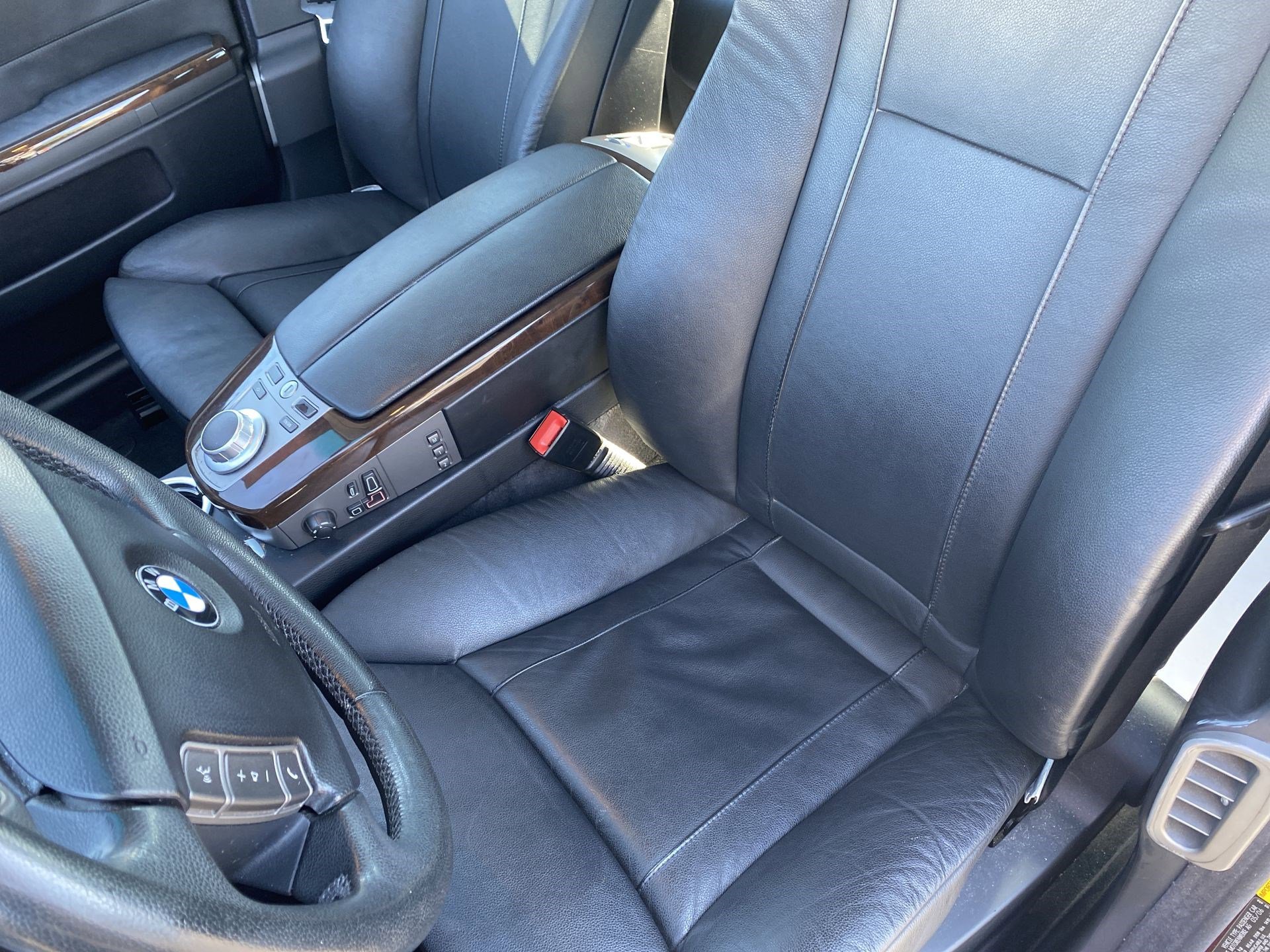 Used 2006 BMW 750Li image 24