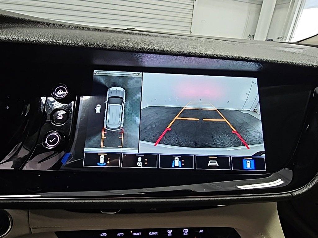 Used 2023 Buick Envision Avenir image 20