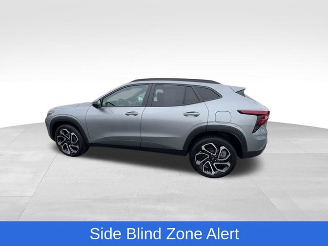 Certified 2025 Chevrolet Trax RS w/ Driver Confidence Package image 6