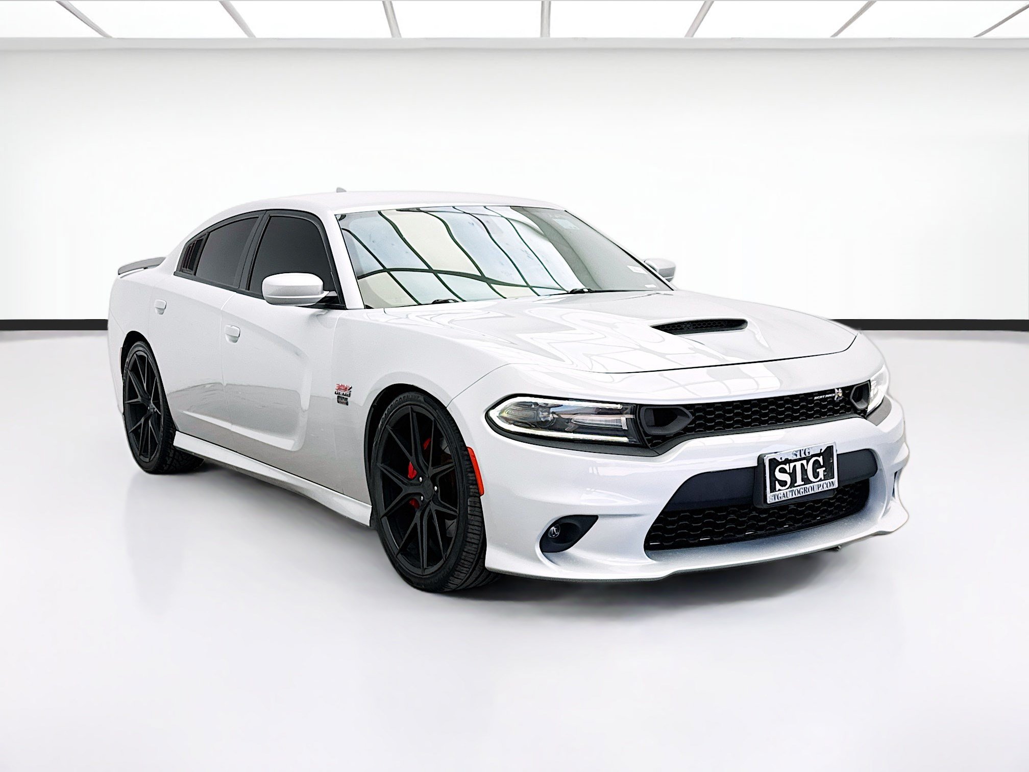 Used 2021 Dodge Charger Scat Pack w/ Navigation & Travel Group RWD image 3