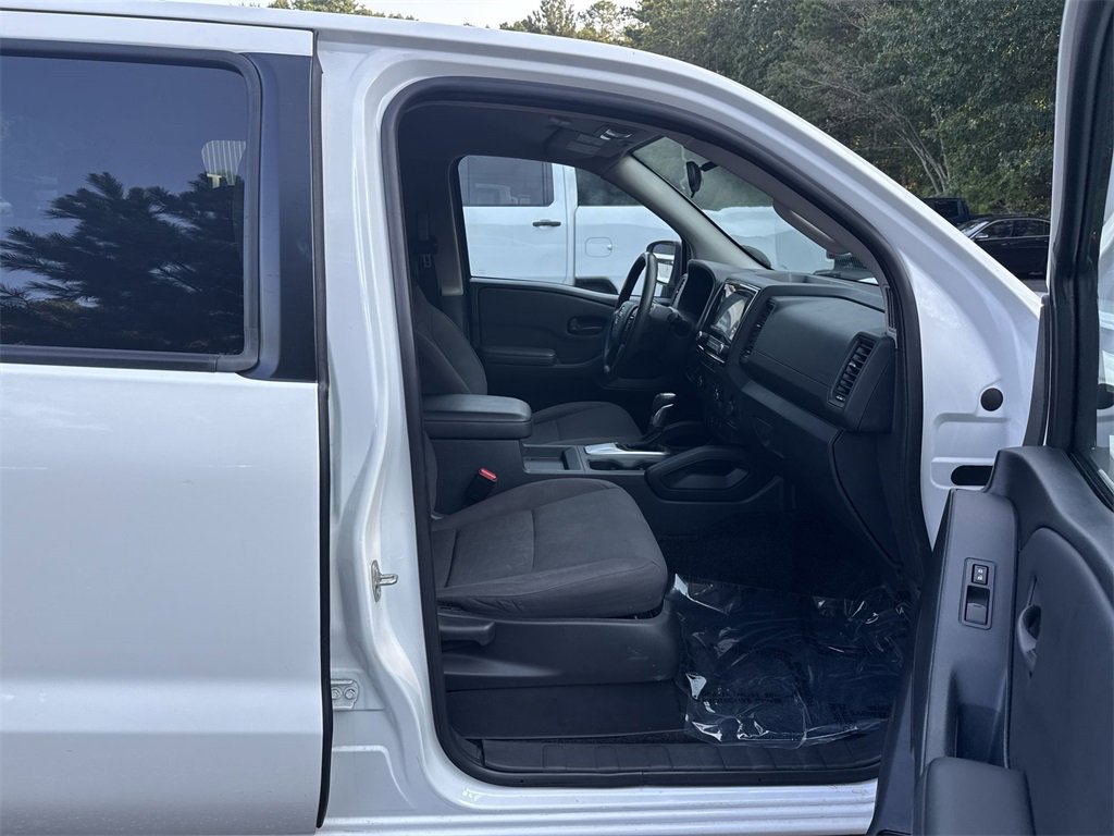 Used 2022 Nissan Frontier S w/ Technology Package image 29