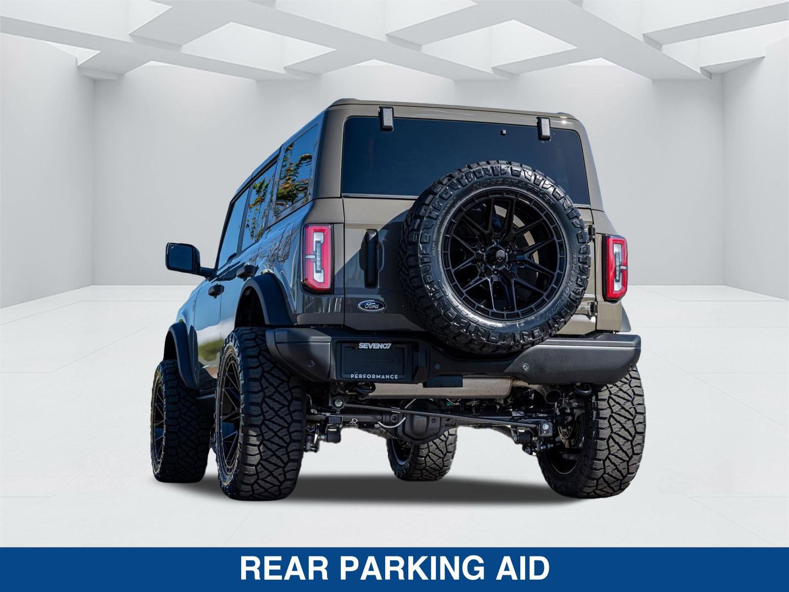 New 2025 Ford Bronco Badlands image 6