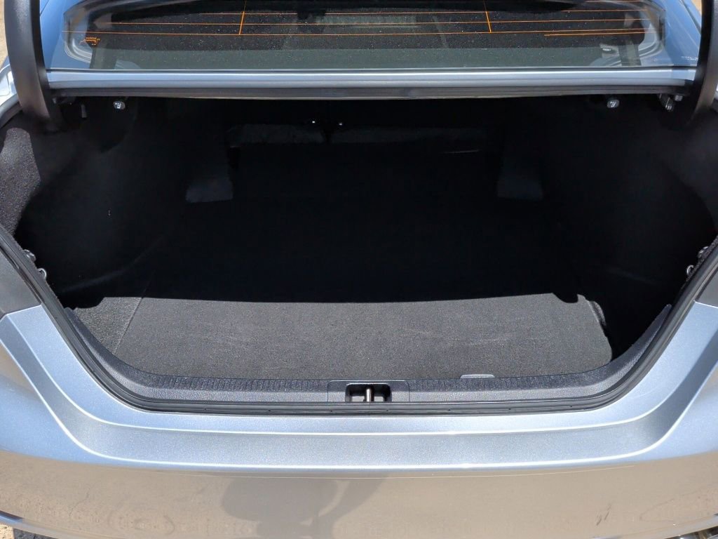 Used 2021 Toyota Camry SE FWD image 28