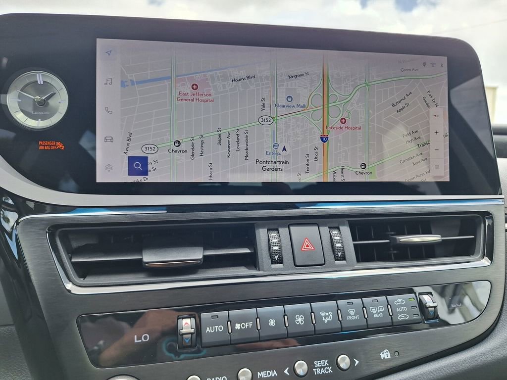 Used 2024 Lexus ES 350 w/ Premium Package image 25