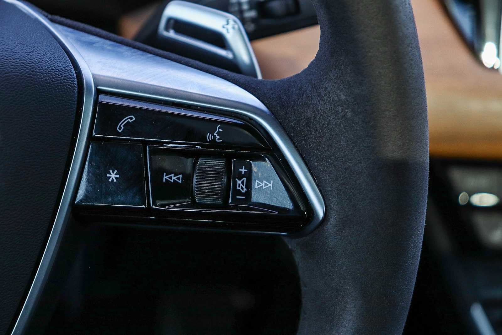 Used 2022 Audi e-tron GT Premium Plus image 20