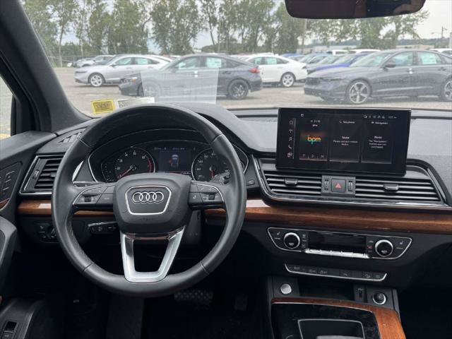 Used 2023 Audi Q5 2.0T Premium w/ Convenience Package AWD/4WD image 25