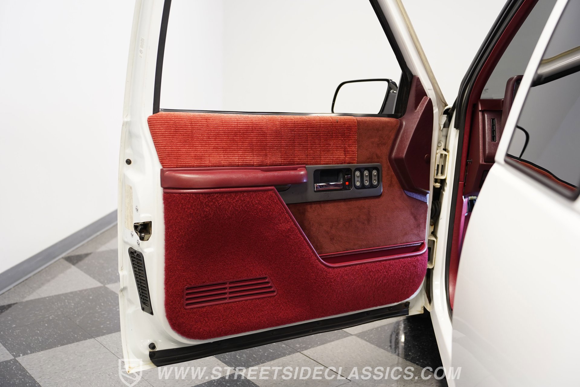 Used 1994 Chevrolet Silverado 1500 2WD Extended Cab image 37