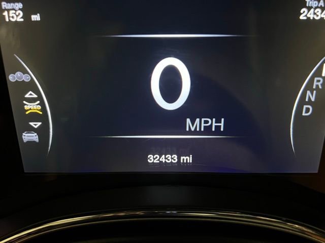 Used 2022 Jeep Grand Cherokee Limited image 36