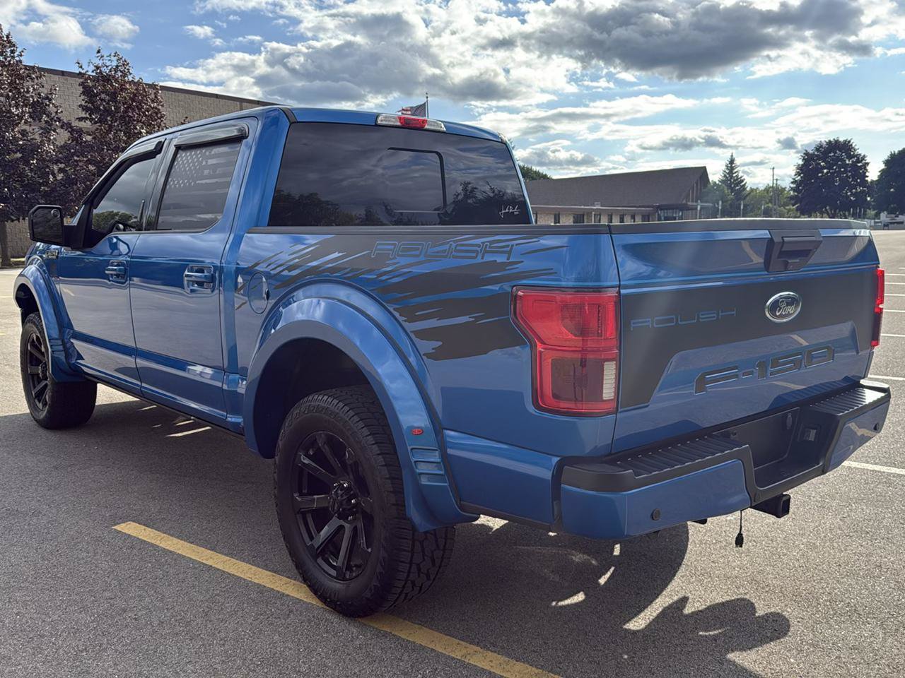 Used 2019 Ford F150 XLT w/ Equipment Group 302A Luxury AWD/4WD image 8