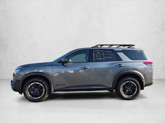 Used 2025 Nissan Pathfinder Rock Creek AWD/4WD image 9