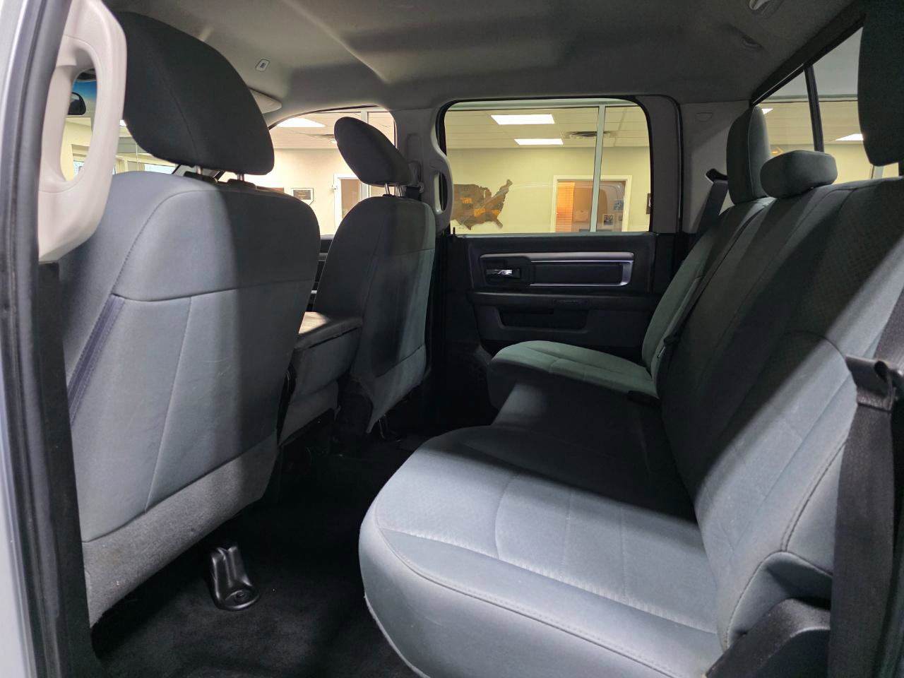 Used 2017 RAM 2500 SLT image 19