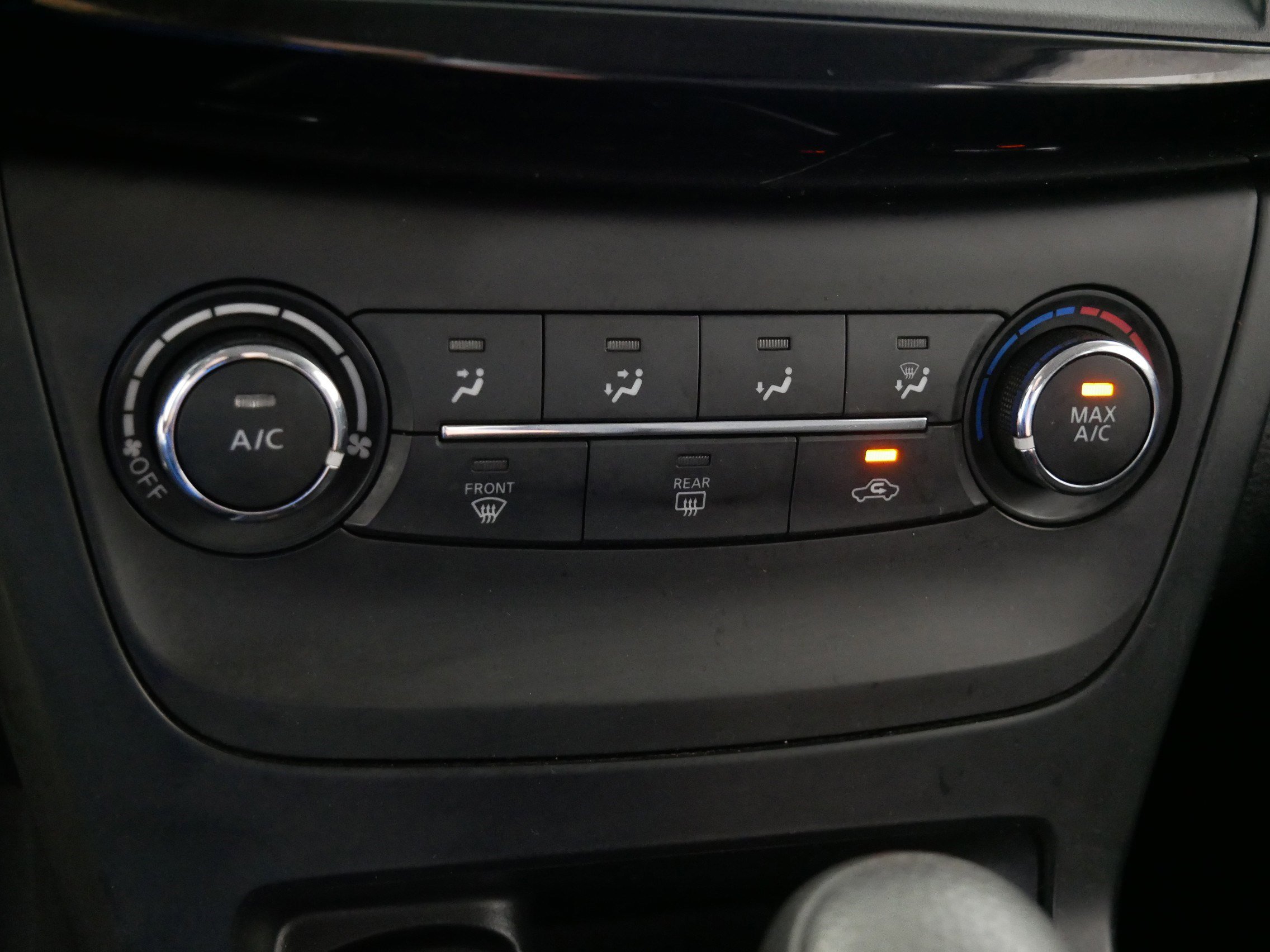 Used 2019 Nissan Sentra S FWD image 23