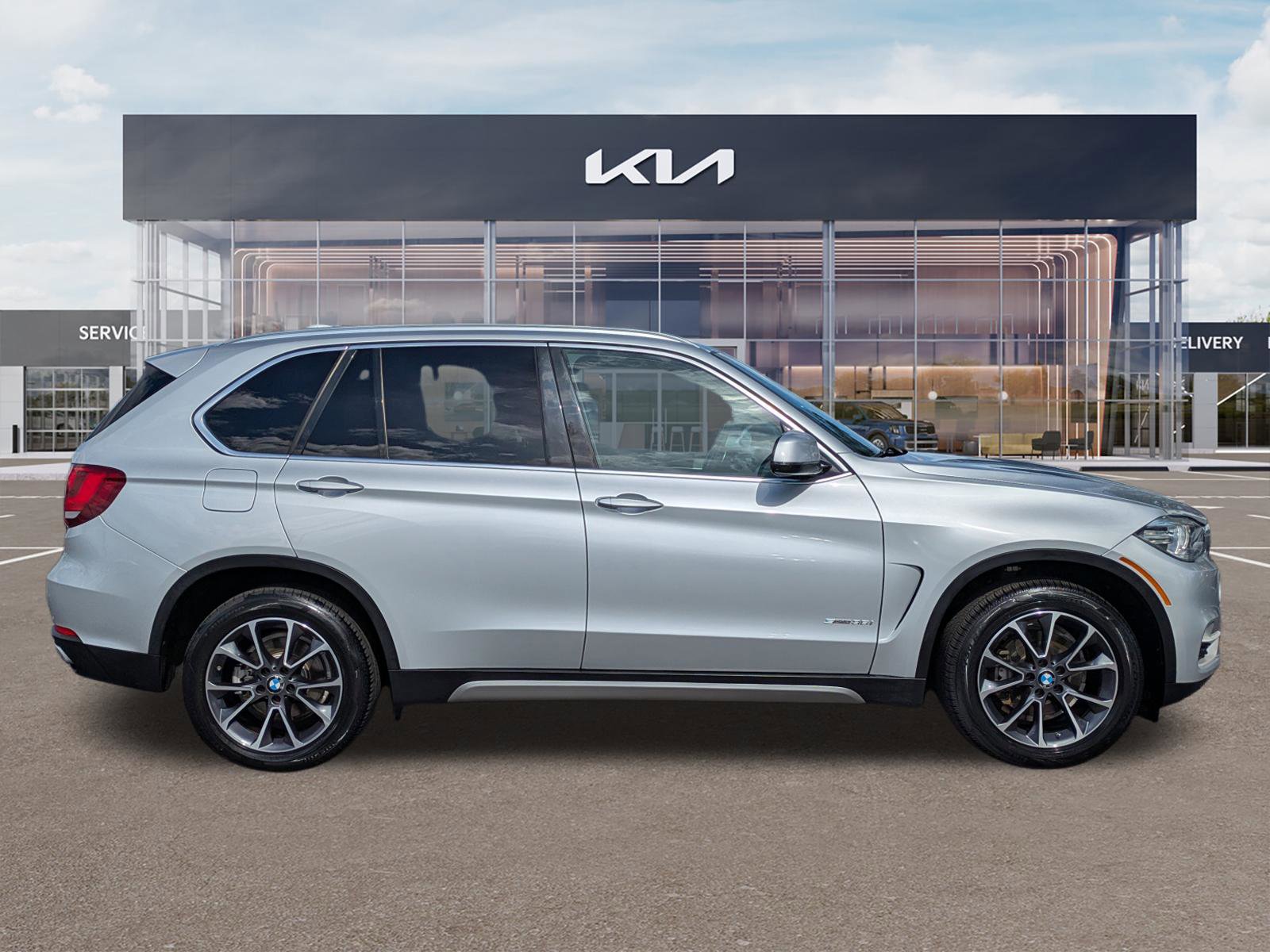 Used 2018 BMW X5 sDrive35i image 3