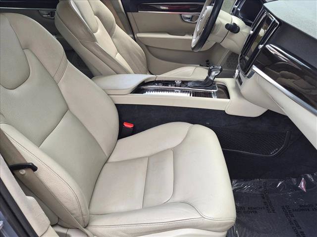 Used 2018 Volvo S90 T5 Momentum w/ Convenience Package FWD image 19