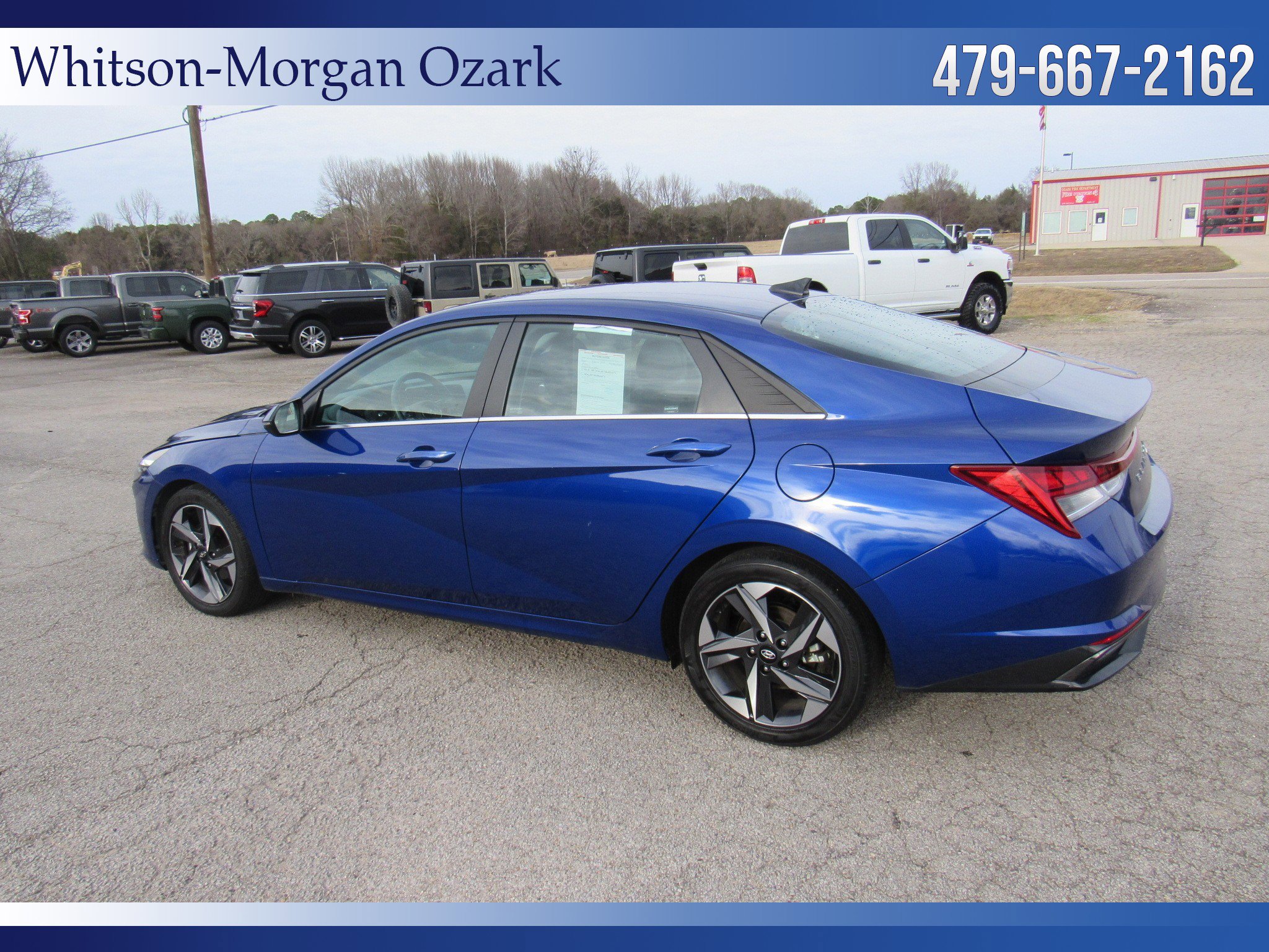 Used 2023 Hyundai Elantra Limited w/ Preferred Accessory Package image 8