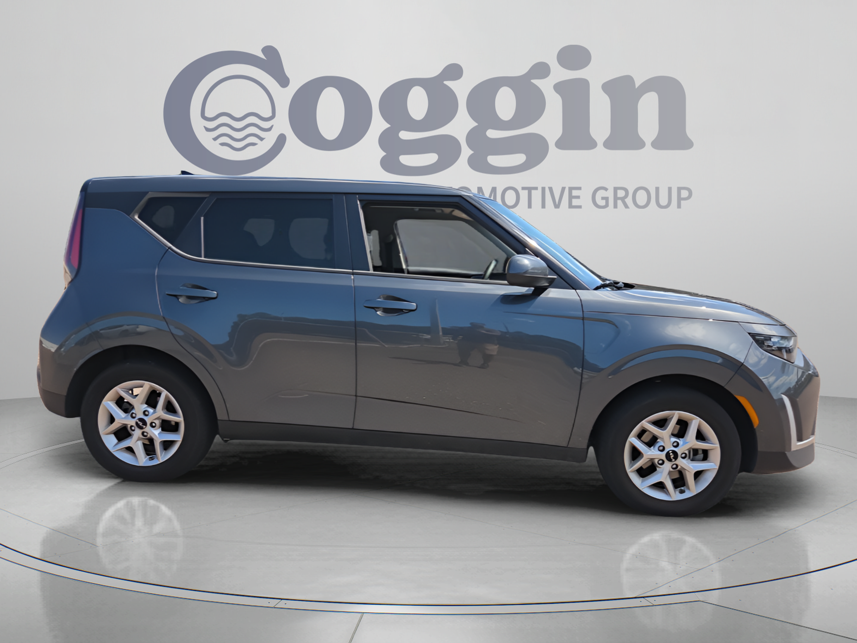 Used 2024 Kia Soul LX w/ Option Group 015 FWD image 6