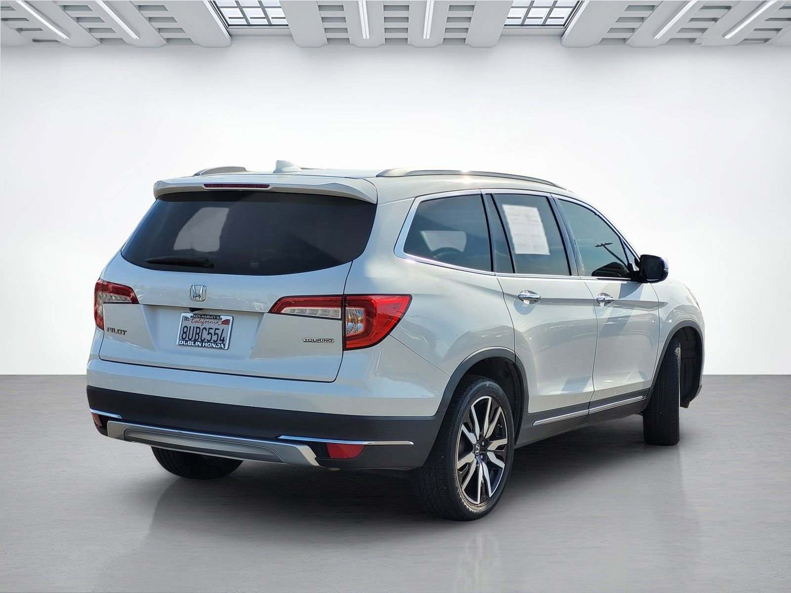 Used 2021 Honda Pilot Touring image 11