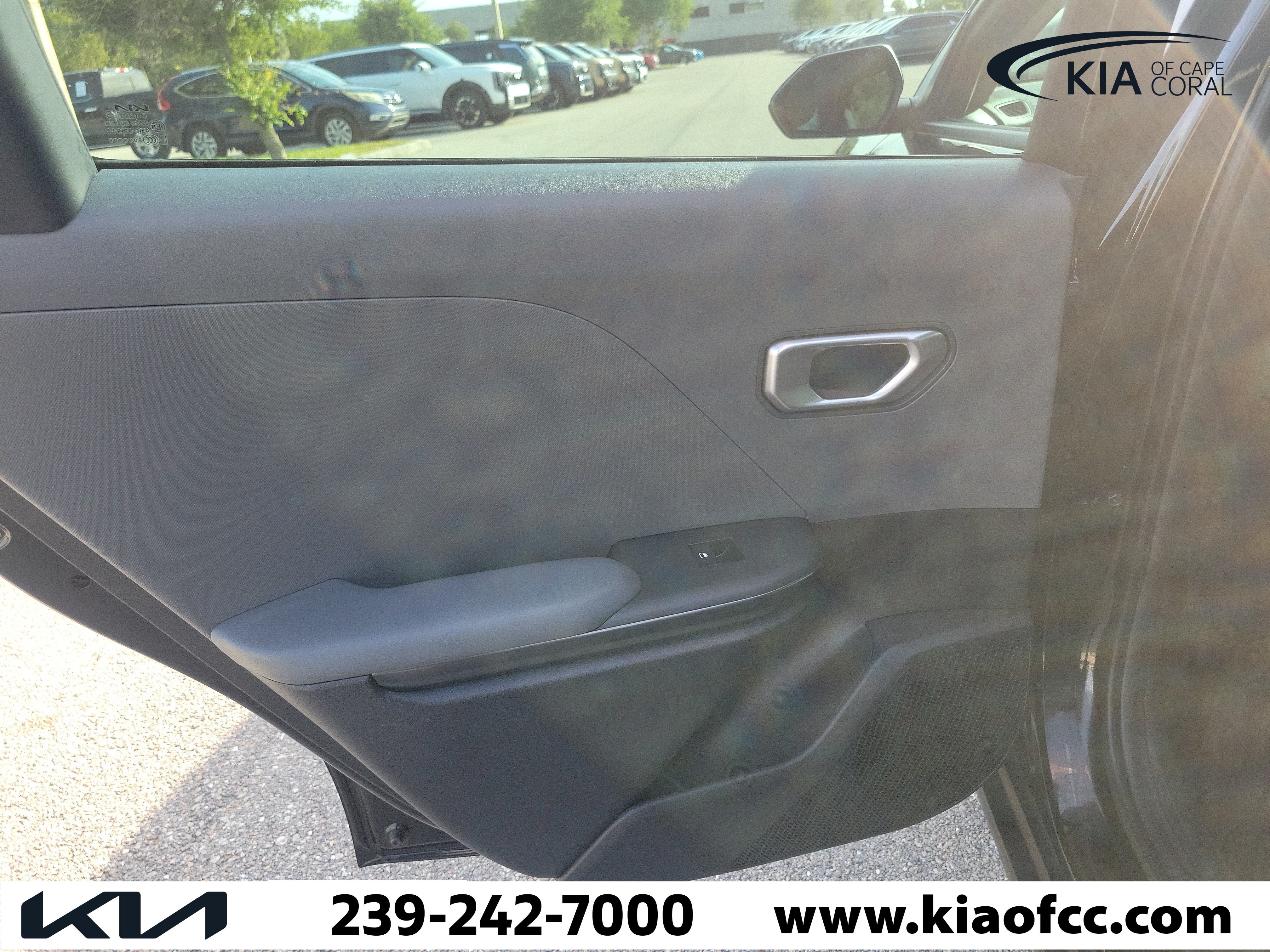 Used 2025 Kia K4 FWD image 11