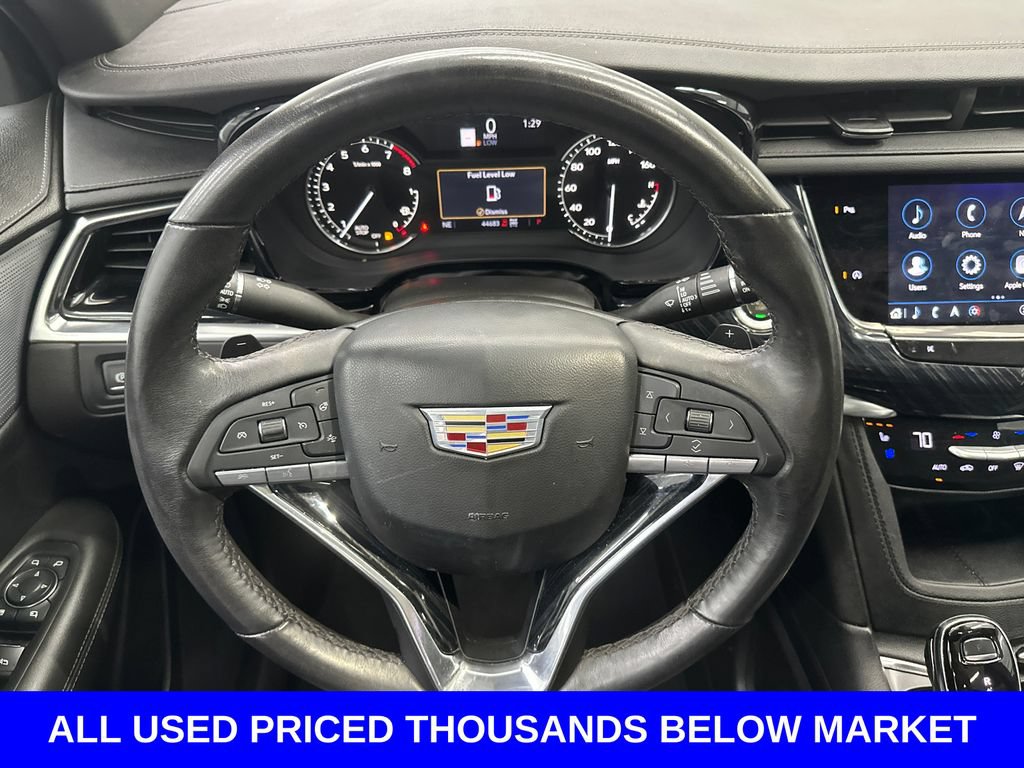 Used 2024 Cadillac XT6 Premium Luxury w/ LPO, Floor Liner Package AWD/4WD image 27