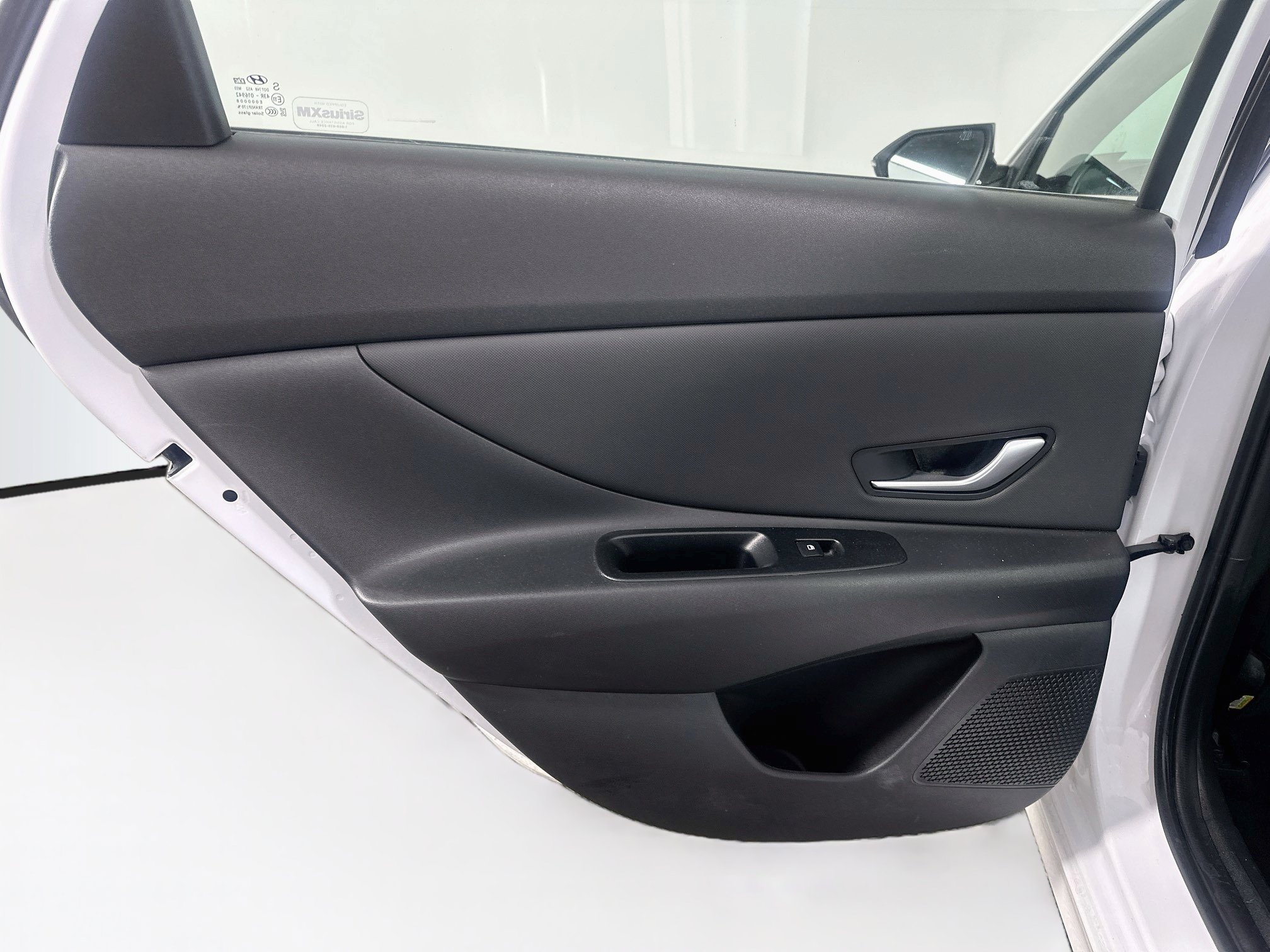 Used 2025 Hyundai Elantra Limited FWD image 27