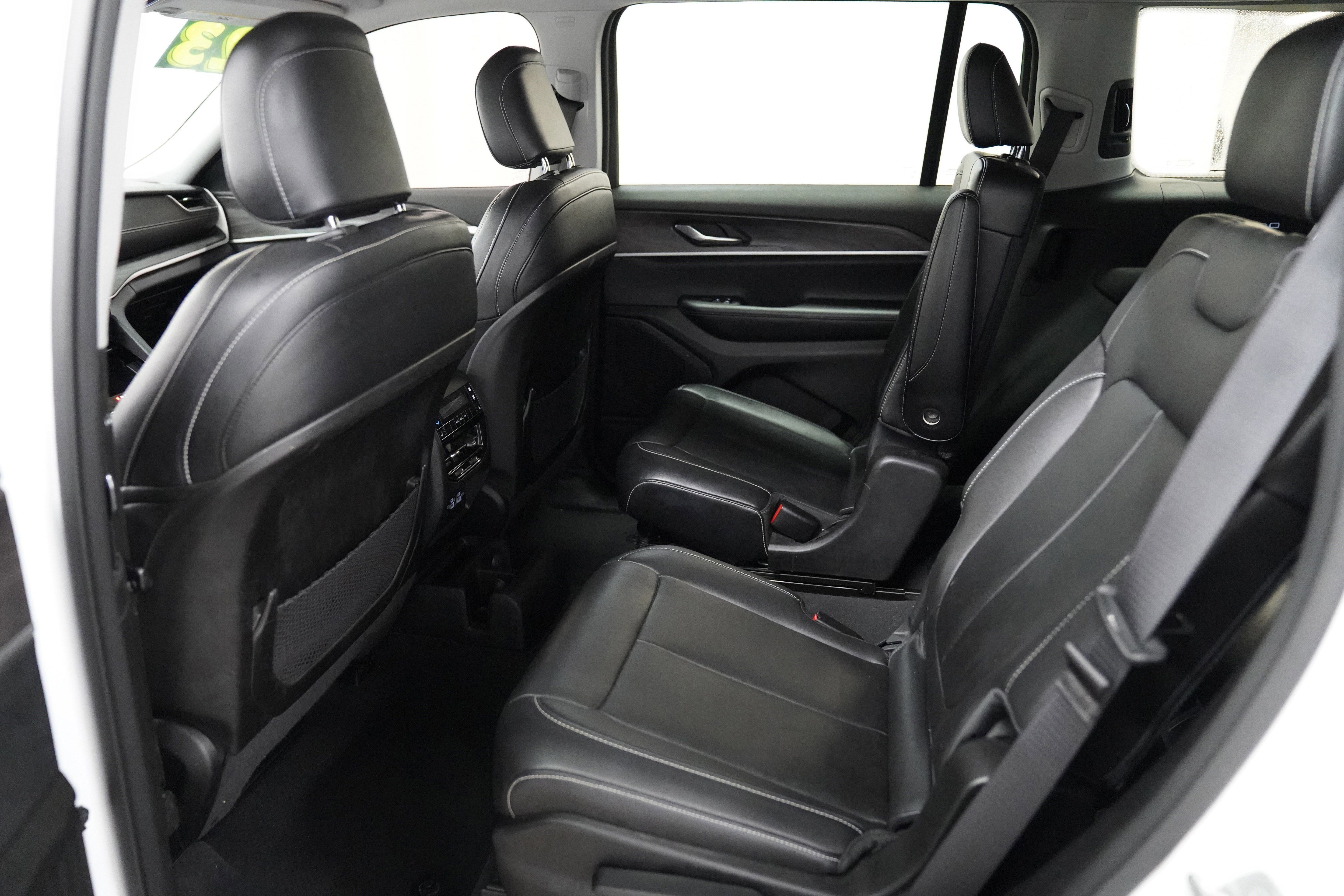 Certified 2023 Jeep Grand Cherokee L Limited AWD/4WD video 5