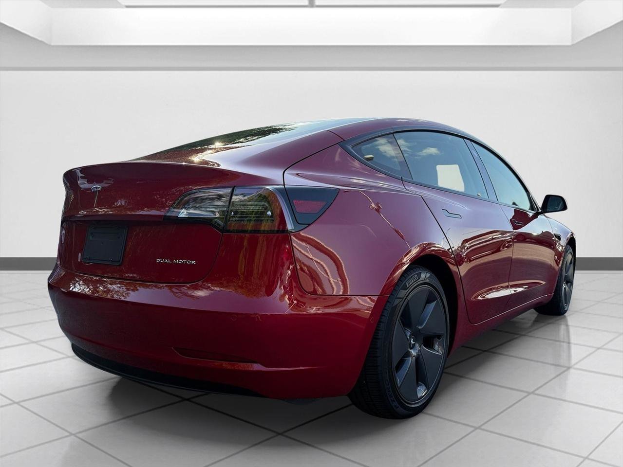 Used 2022 Tesla Model 3 Long Range AWD/4WD image 5