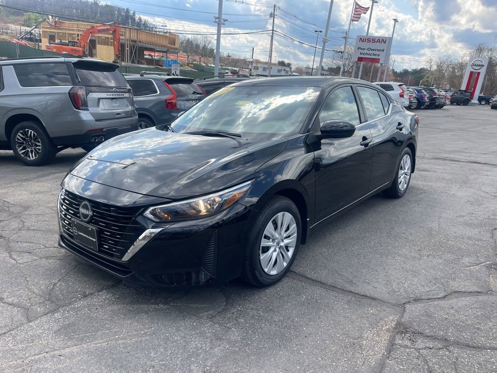 Certified 2025 Nissan Sentra S image 3