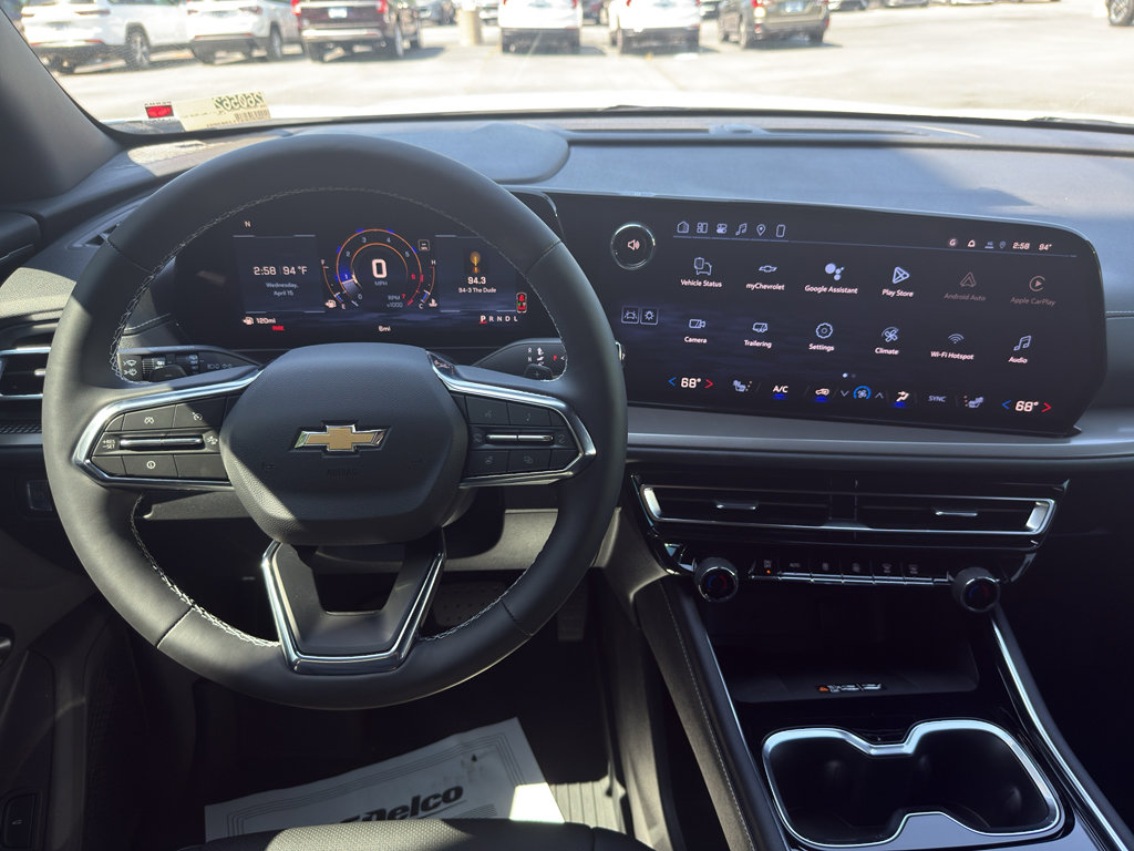 New 2026 Chevrolet Traverse LT w/ LPO, Floor Liner Package FWD image 17
