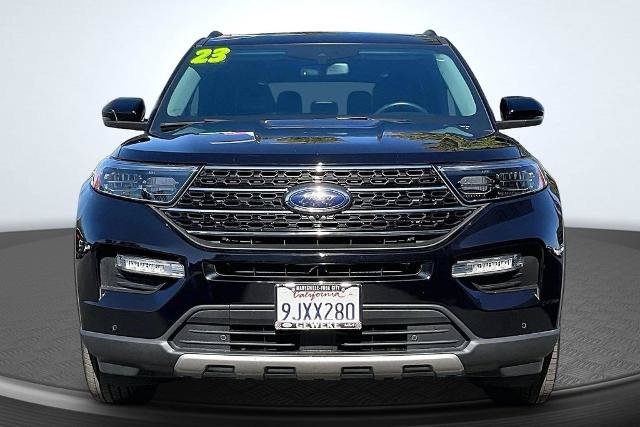 Certified 2023 Ford Explorer XLT w/ Equipment Group 202A AWD/4WD image 3