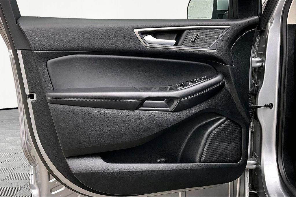 Certified 2023 Ford Edge SEL image 23