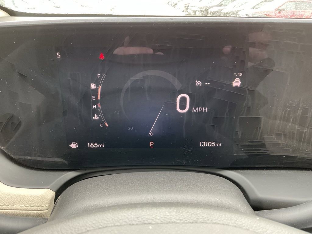 Used 2024 Buick Encore GX Avenir w/ Avenir Convenience Package image 12