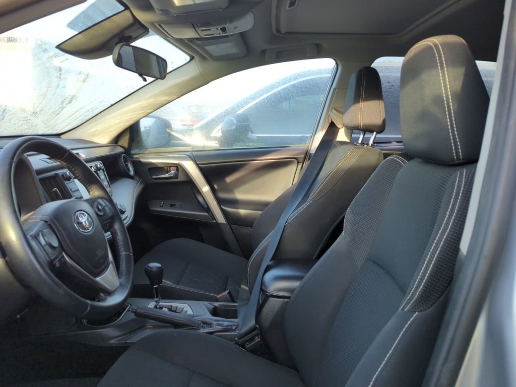 Used 2018 Toyota RAV4 XLE w/ Plus Extra Value Package image 6