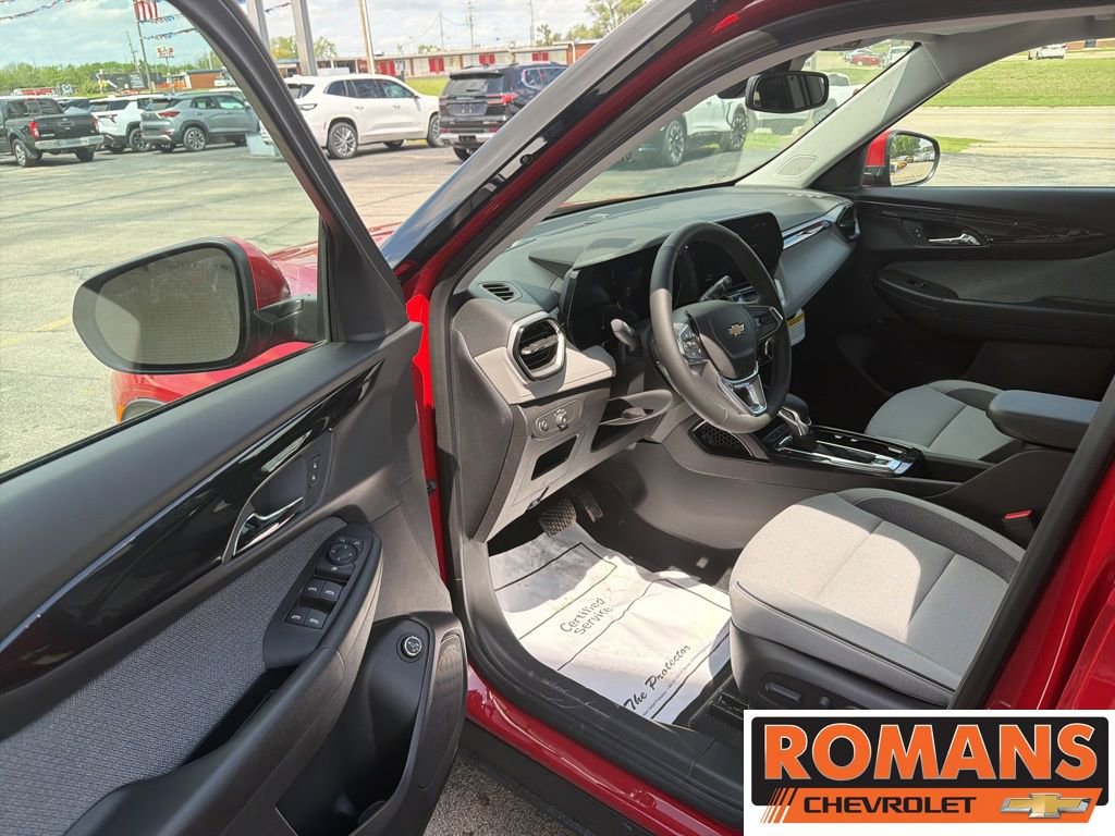 New 2026 Chevrolet TrailBlazer LT w/ Convenience Package FWD image 9