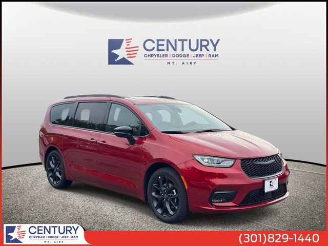 New 2026 Chrysler Pacifica Limited video 1