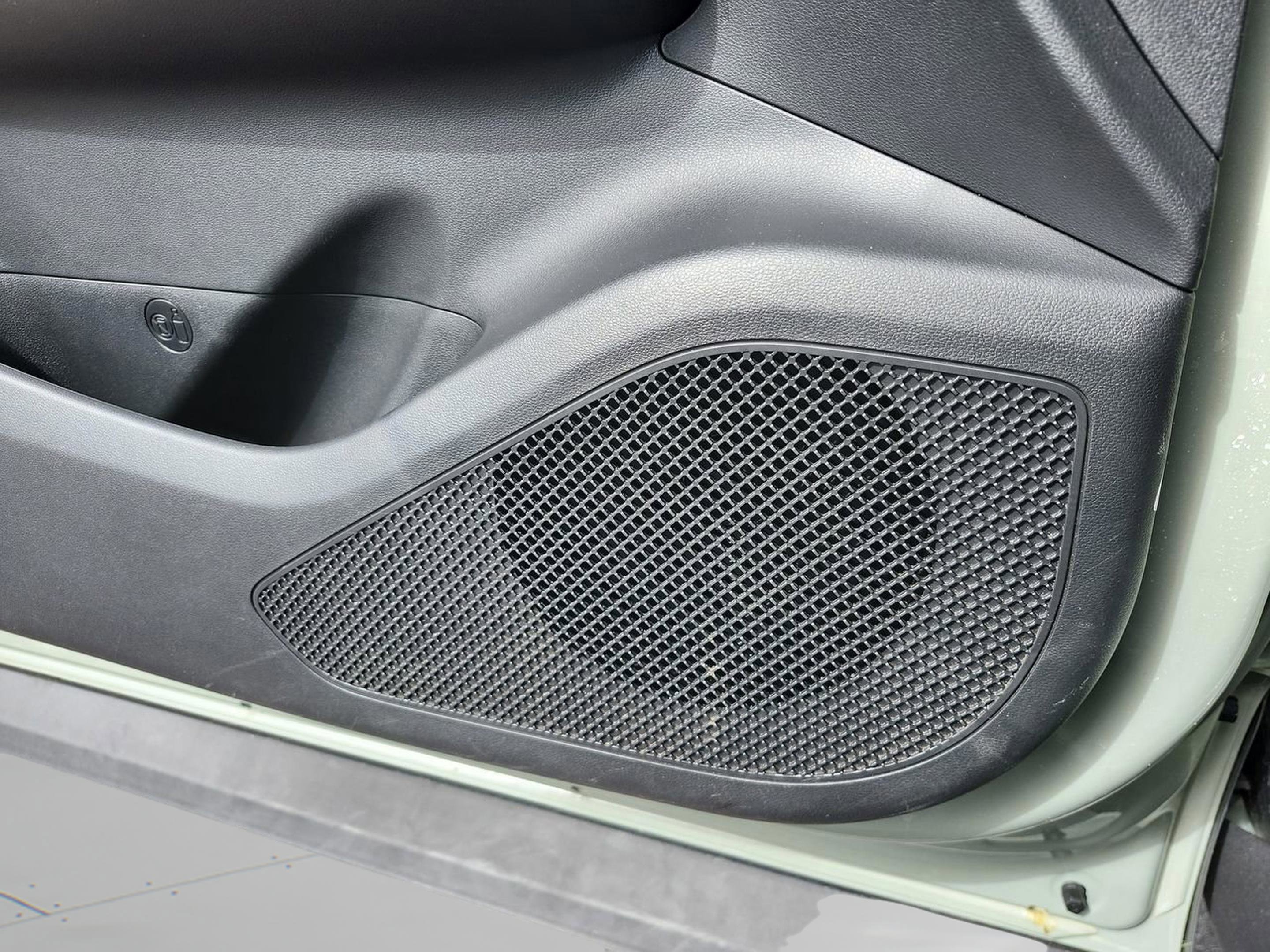 Certified 2025 Hyundai Santa Cruz SE image 29